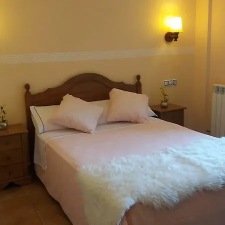 Hotel Valdevecar *