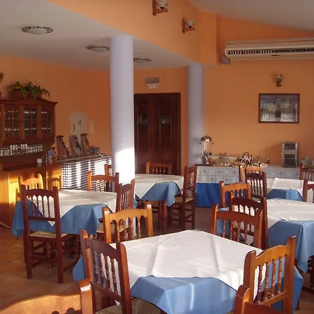 Valdevecar Hotel