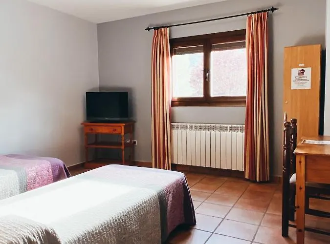 Valdevecar 酒店 阿尔巴拉辛